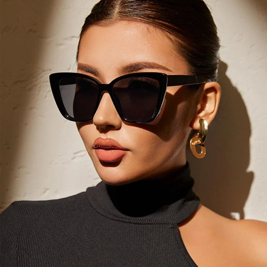 Chic Retro Cat-Eye Shades